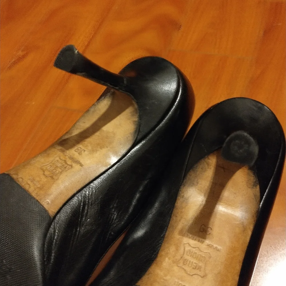 Jimmy Choo Pointed Heels 39